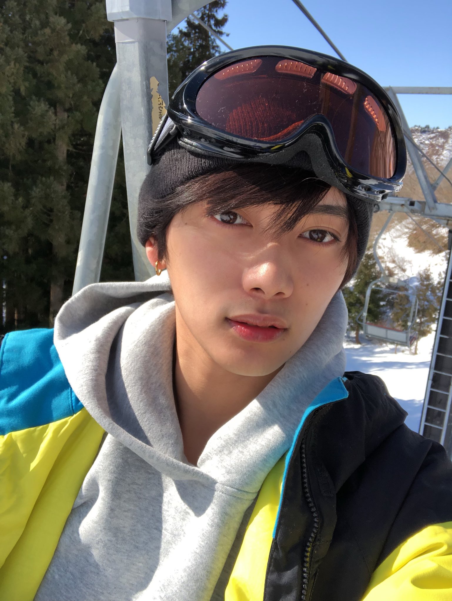 詩織 今日ミラクルナインに出てたイケメンさん那須君って人 左側 那須泰斗君と兄弟 同じ苗字なだけ 気になった 二人ともイケメンだからさ 那須雄登 那須泰斗 詩織 今日ミラクルナインに出てたイケメンさん那須君って人 左側 那須泰斗君と兄弟 同じ苗字なだけ 気になった 二人ともイケメンだからさ 那須雄登 那須泰斗