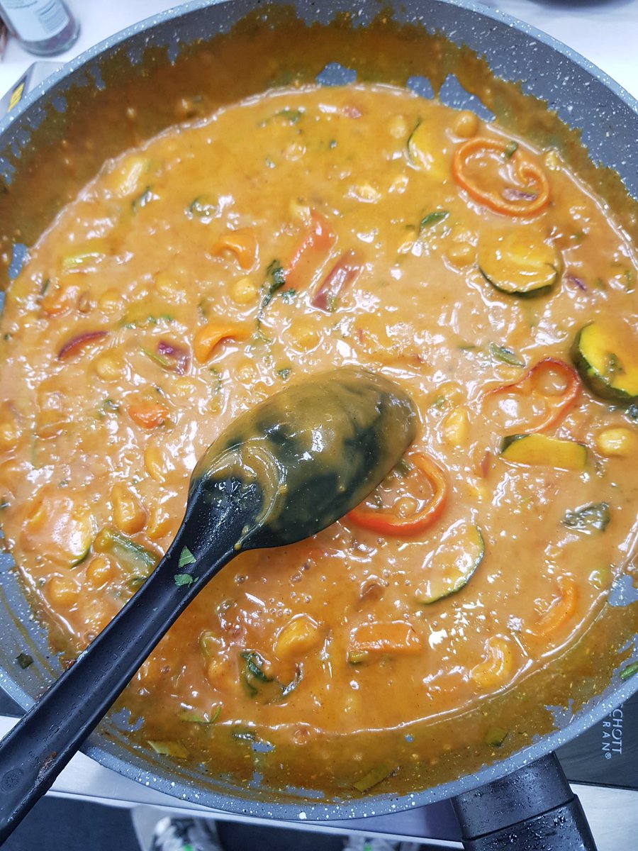 <a href="/_richsauces/">Tim | Rich Sauces</a> #sweetmangocurry .lunch time in Devon 😎😍