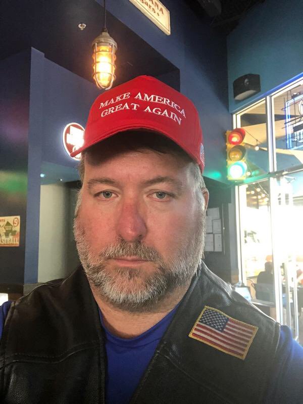 BobertRicks's tweet photo. #magaselfie #rednecklife #trump2020 https://t.co/gMGhNvarb7