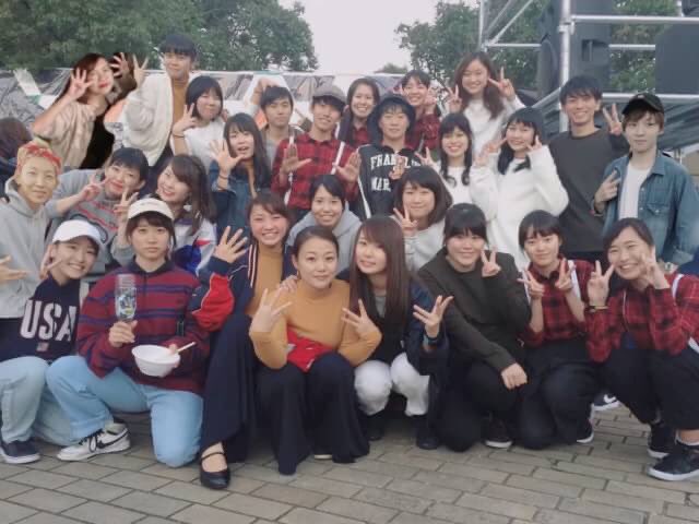2020_tocolor's tweet photo. MEC

〈紹介文〉
こんにちは！
Mighty Elements Crew 
MECです！
岐阜のど田舎でのびのび育った私たちの個性全開で魅せます。
今まで見てきた先輩たちの背中を超えてられるようなSCに向けて、25人全員で全力で踊るので、応援、声援お願いします！
MEC大好き！ https://t.co/JutppC10WK