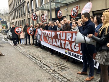 Προβολή εικόνας στο Twitter