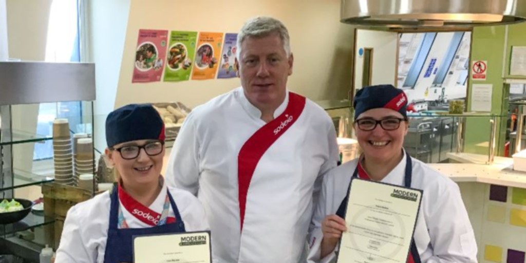 👨‍🍳 Derek Richards is the Head Chef for our Energy &amp; Resources segment at the Mossmorran site in Fife. As a former apprentice Derek helps develop our future talent by mentoring #SodexoApprentices 👉 ow.ly/jhHk50yCvC1 #ScotAppWeek20