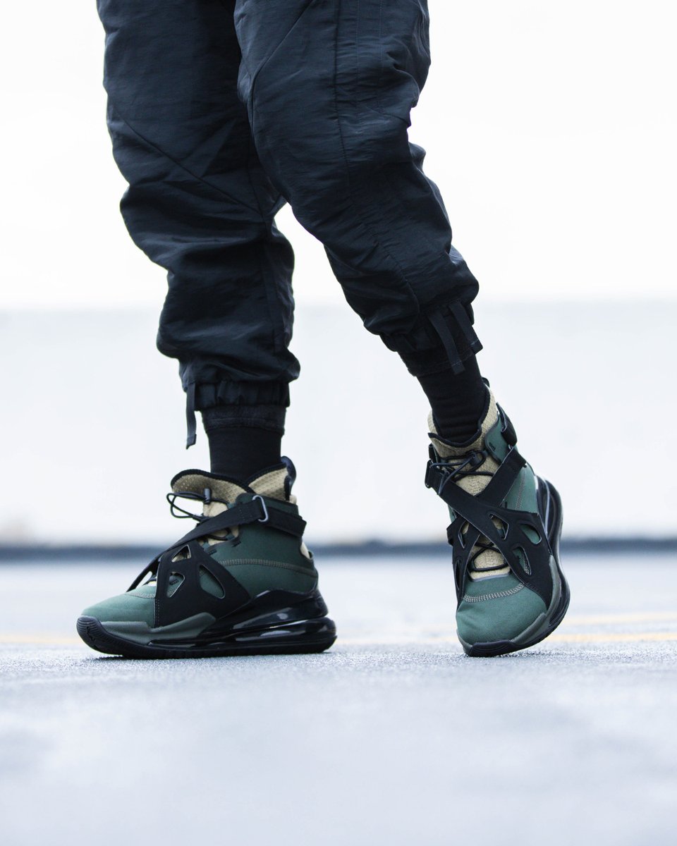 Republic hand Destroy atmos USA on Twitter: "From the lineup of Jordan Brand Flight Utility designs, the women's exclusive Jordan Air Latitude 720 contains 70 percent recycled manufacturing waste. Available in stores & online. #UBIQ # Republic hand Destroy atmos USA on Twitter: "From the lineup of Jordan Brand Flight Utility designs, the women's exclusive Jordan Air Latitude 720 contains 70 percent recycled manufacturing waste. Available in stores & online. #UBIQ #