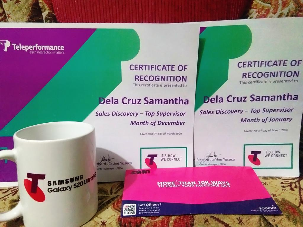 HKSamanthaDC's tweet photo. Blessed beyond measure and grateful beyond words🌟
Big thanks to my bosses Madam KC &amp; TL Nay Nico. Para sa atin ito team, Team Sam! 🛡💪
Above all, I humbly thank You Almighty Father for making all these possible. All praises and glory to God🙏
#TopSupervisor
#Back2BackRankOne https://t.co/o1zA1rnJHQ