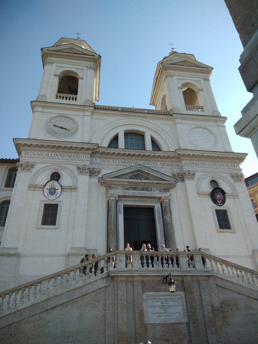 RomaExperience's tweet photo. Located at the top of Spanish Steps, Trinità dei Monti stands in the heart of Rome, with two symmetrical bell towers 

#walkingtour #privatetours #travelindustry #travelconsultant
#travelagencies #travelagent #toursofrome #visititaly #italytravel #italianamerican #italoamericano https://t.co/lMuRLCHH96