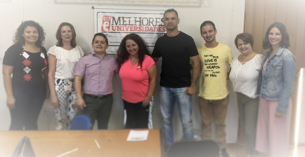 CCSAFoz's tweet photo. Pesquisa de qualificação no Turismo https://t.co/QopuSelRVi https://t.co/PghQ0n7TX3