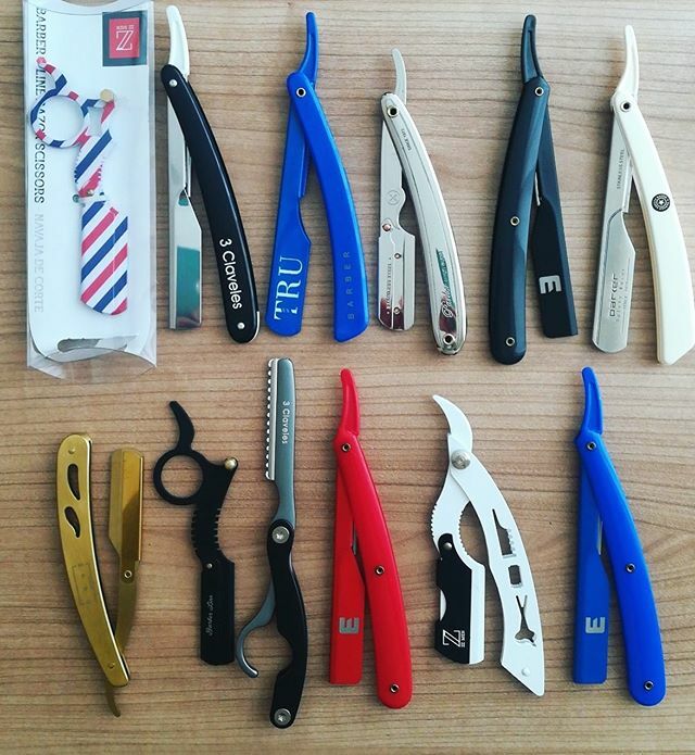 hstorepro's tweet photo. #NAVAJAS para todas las necesidades!! Estos modelos y muchas más ...los tienes disponibles en nuestra web 📲https://t.co/20eDfwge6g 
Envíos en 24/hrs.🇪🇸🇵🇹#barberias #barbearia #haircut #razors #beards #menshair #barberlife #barbeiro #peluquero #barbernat… https://t.co/8qJYiDUpvk https://t.co/LBRMZFuS8R
