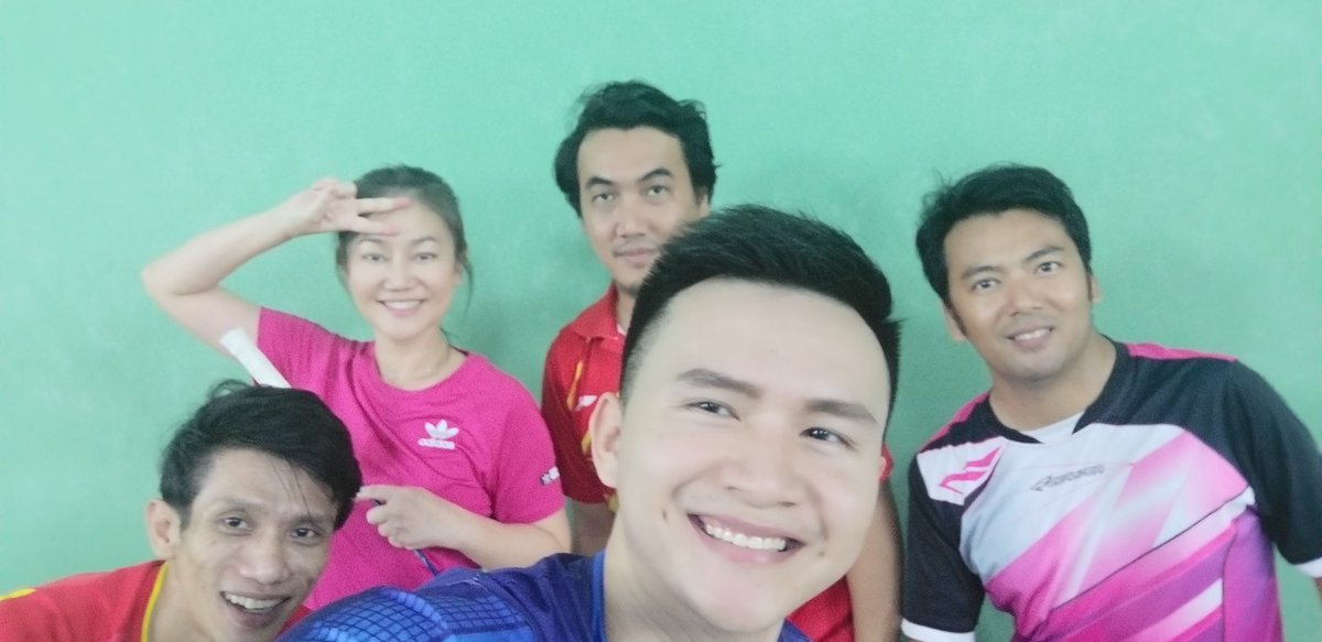 NongPornsuda1's tweet photo. มาออกกำลังสร้างเสริมความแข็งแรงของร่างกายกันสักนิดค่ะ💪✌🏸😁 #squeezeitout
#badmintonmania
#badminton
#mygang
#sports
#nongpornsuda https://t.co/Z7DI7TfMeQ