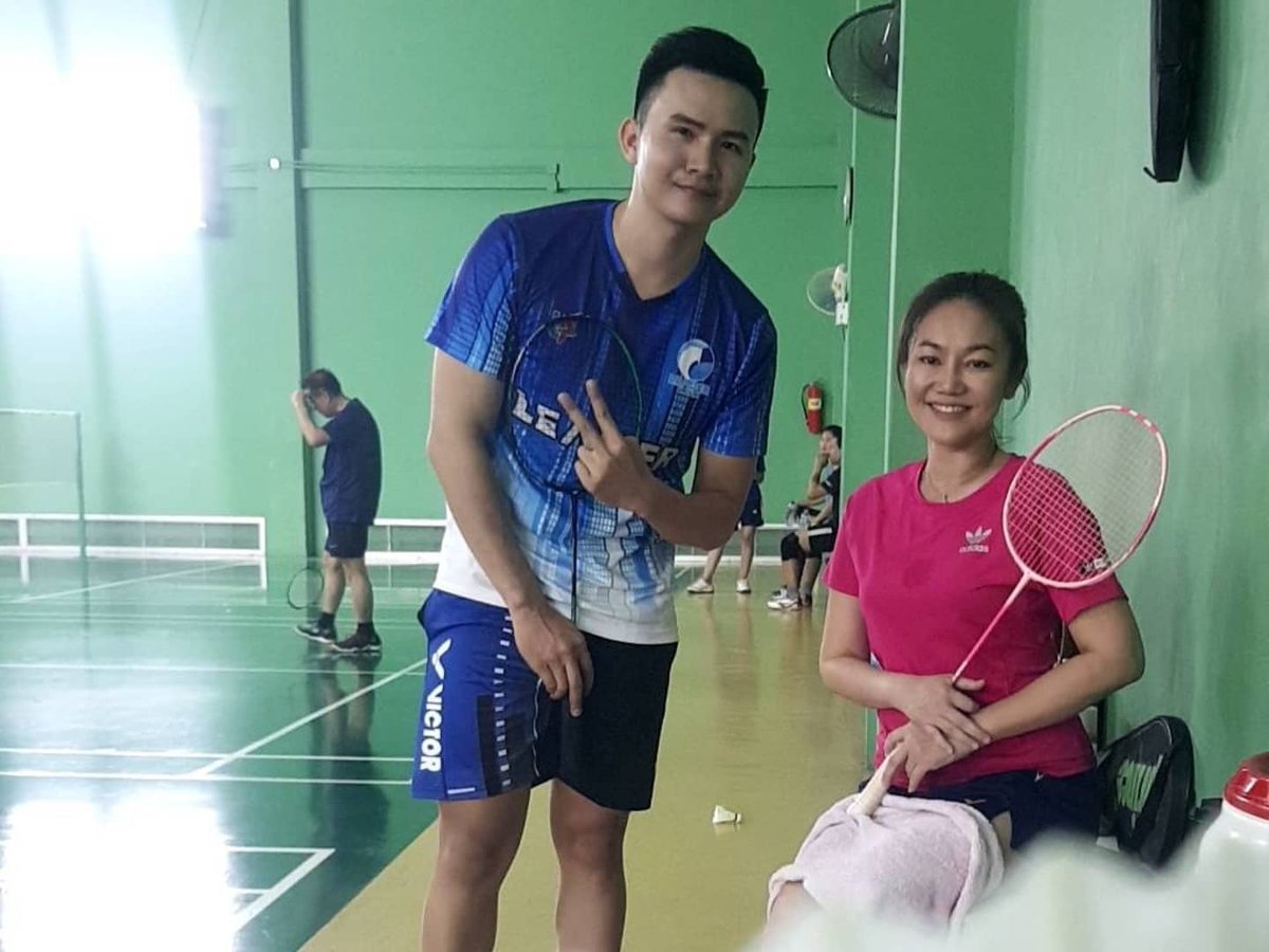 NongPornsuda1's tweet photo. มาออกกำลังสร้างเสริมความแข็งแรงของร่างกายกันสักนิดค่ะ💪✌🏸😁 #squeezeitout
#badmintonmania
#badminton
#mygang
#sports
#nongpornsuda https://t.co/Z7DI7TfMeQ
