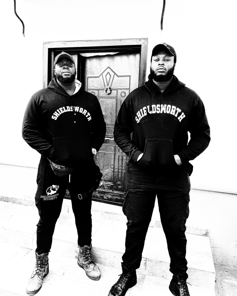 Shieldsworth's tweet photo. Professional security with a reliable Service. What is important for you is important for us, Protect it before it’s too #bouncersinlagos #bouncers #bodyguards #securityguardsinlagos #shieldsworth #WednesdayMotivation #AfricanParty #IELTSWithExamplanet #guards #securitypersonnels https://t.co/oAMwMMWFIZ