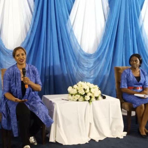 faithadaochelle's tweet photo. 2nd Panel discusses Partnership on Family Planning Modular Trainings, Local Capacity Building, Sustainability &amp; its Challenges. Panelists from FMoH, states' PHC boards, a trainer &amp; partner talk policy, enthusiasm &amp; readiness! 👊
@ShopsPlus
@USAIDNigeria @ebaruwa @AwaDieng01 https://t.co/AwOIIbg7BT