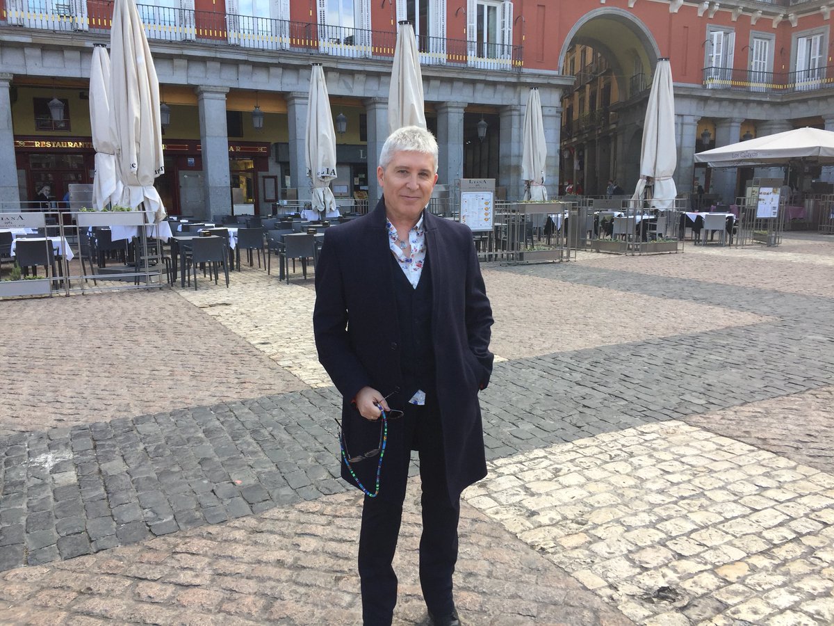 javier_depecos's tweet photo. Hoy me he pasado por la Plaza Mayor de Madrid y estaba espectacular.
#FelizMiercoles https://t.co/5bJM8j6fNy