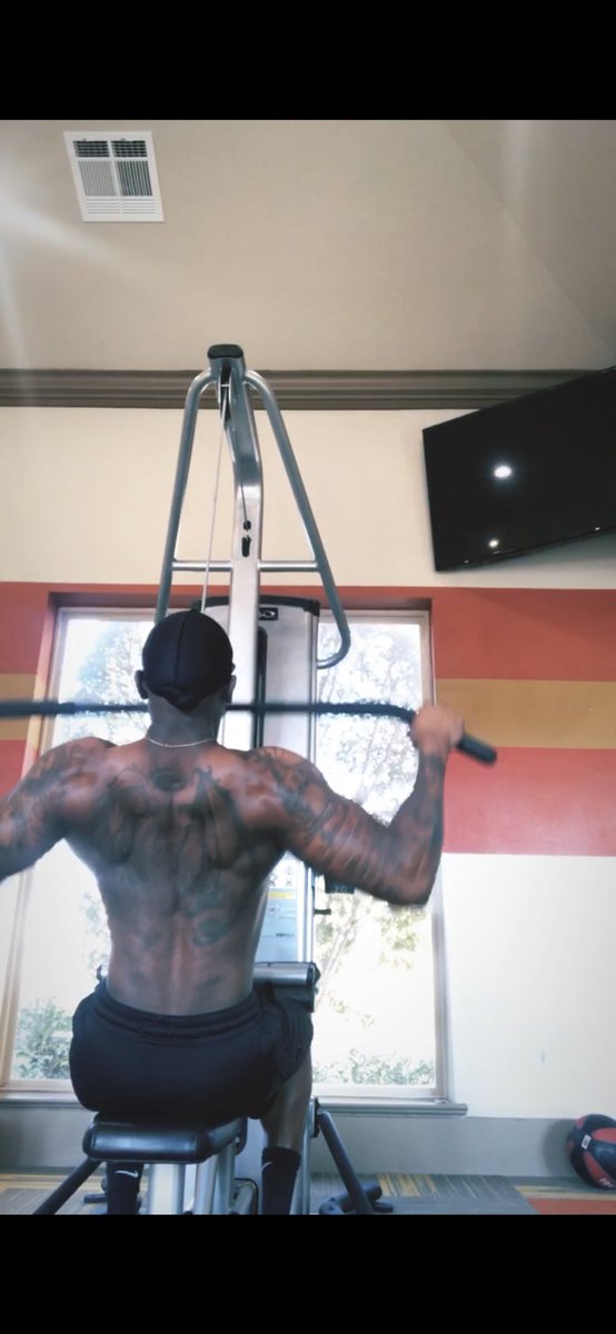 speks_'s tweet photo. Afternoon and evening personal training sessions available https://t.co/evyFV0dKd1