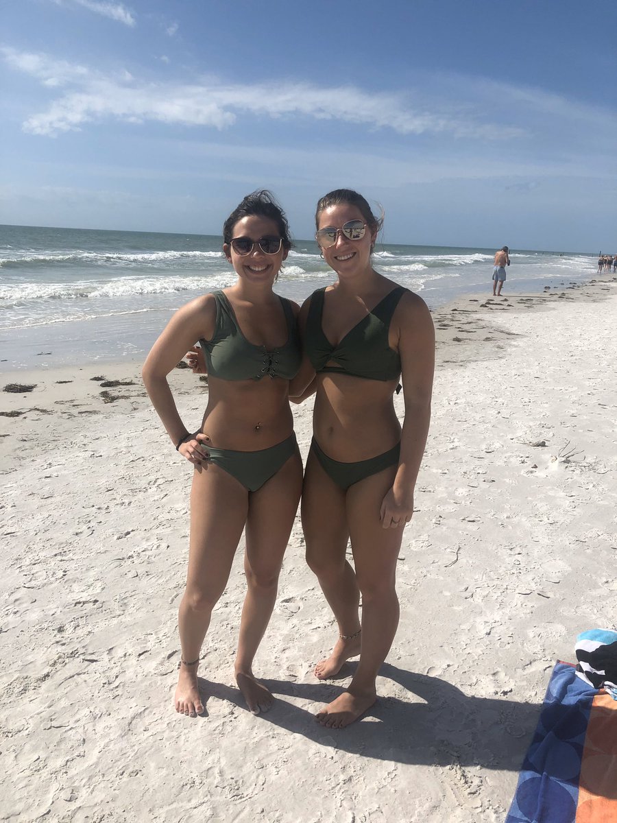 princesscali_'s tweet photo. Happy to be on the beach☀️ https://t.co/oGooVkrQSq
