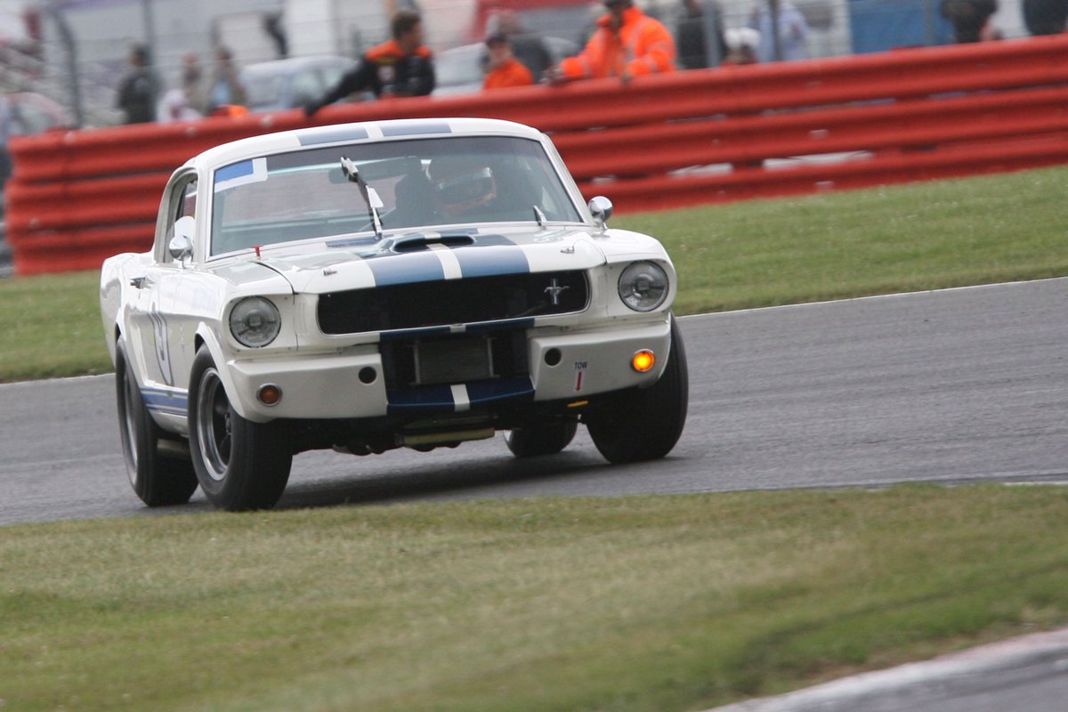 thejamesbeckett's tweet photo. NC: Did I look good....?
JB: @JakobEbrey took this Neil.
NC: 😎
The @Silverclassic crowd: ❤
#KingofSlides #NeilCunningham
#OurInspiration #Project
#2020andBeyond https://t.co/0a2IJ6WVy6
