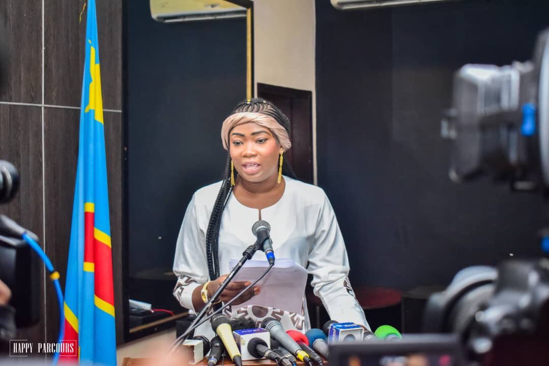 ChristelleVuan1's tweet photo. Kinshasa (sultani ) lancement des activités du mois de mars avec la ministre d'état au genre. 
 
Les droits humains sont les droits des femmes et les droits des femmes sont des droits humains.
C'est notre combat en RDC 🇨🇩.

#Levons nous chères soeurs❤️
#Rendez-vous au sommet ! https://t.co/s2DRZggAw8