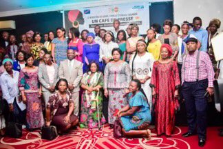 ChristelleVuan1's tweet photo. Kinshasa (sultani ) lancement des activités du mois de mars avec la ministre d'état au genre. 
 
Les droits humains sont les droits des femmes et les droits des femmes sont des droits humains.
C'est notre combat en RDC 🇨🇩.

#Levons nous chères soeurs❤️
#Rendez-vous au sommet ! https://t.co/s2DRZggAw8
