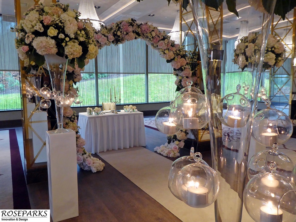RoseparksEdin's tweet photo. Melissa and Joe's gorgeous wedding ceremony setup at @BoclairHouse in November.  Beautiful linens by @88events. https://t.co/4K8hfJRc7s