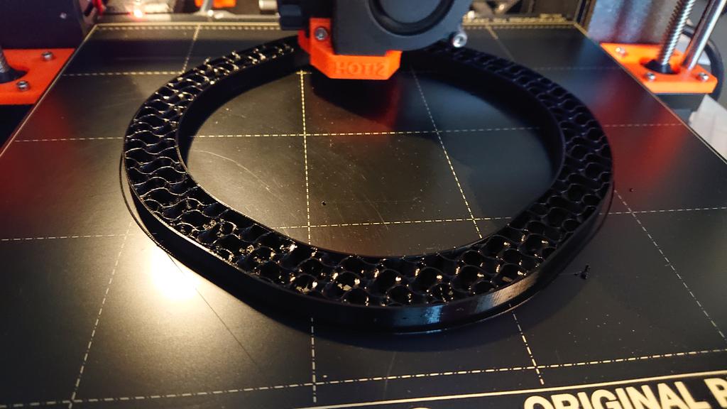 ckk's tweet photo. Piece 14-4 of the @3DMeetupSweden community project printing on my @Prusa3D MK3 #3DMS2020 #3DMSPP https://t.co/0sIlwQtBy7