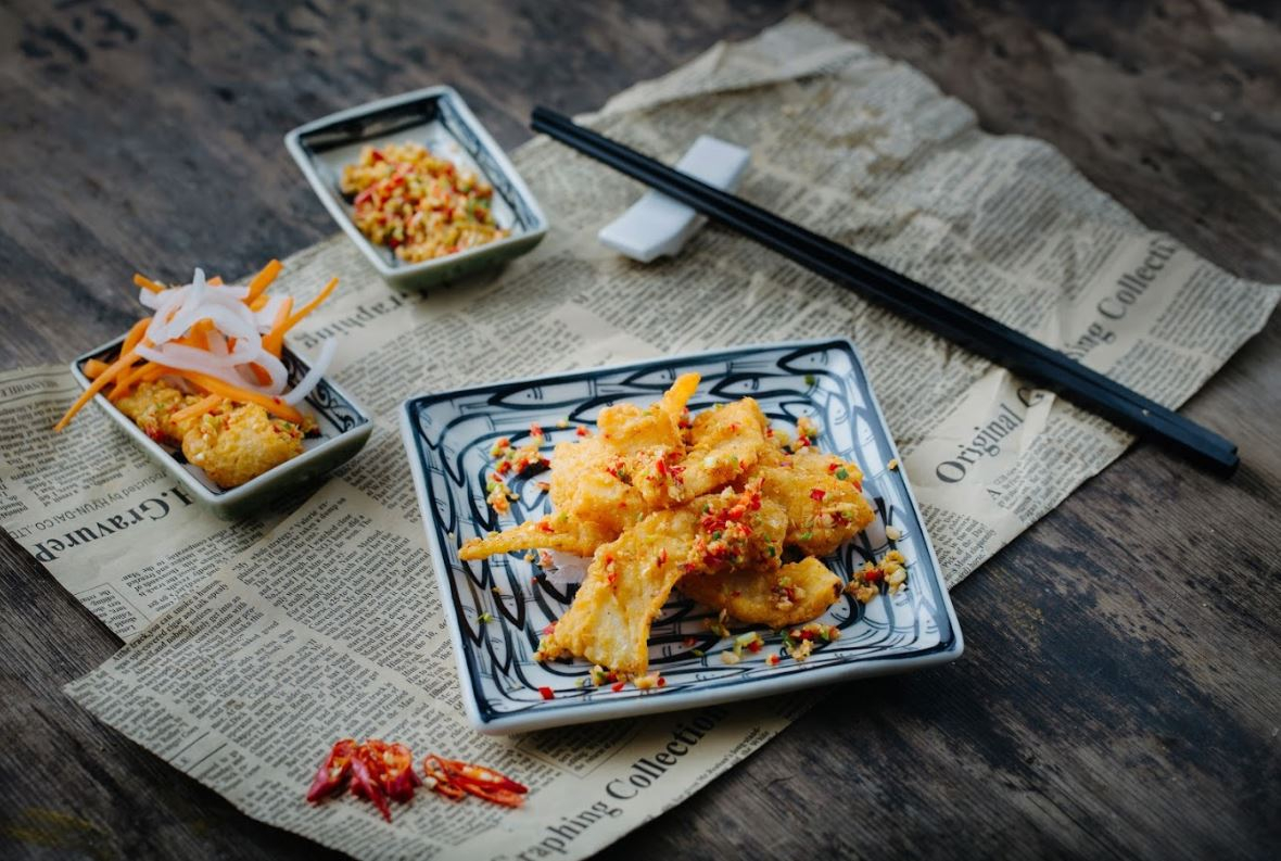VietEat's tweet photo. Trust us, our crispy chili, salt and pepper prawns is unlike anything you've ever had before. 🤤 https://t.co/Iegq7bGftY
