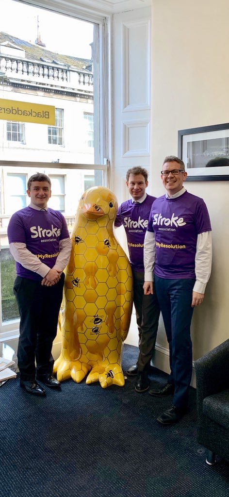 EmpLawyerSimon's tweet photo. This photo was taken moments before @EmpLawyerJack @EmpLawyerDunc and I received a gift from a passing seagull 💩 I’m just sorry that @lynnpolkey missed it....
NB The shirts will be washed (at least twice) before Sunday’s 10k #ResolutionRun
#JoinTheResolution https://t.co/qcvluI1X5y