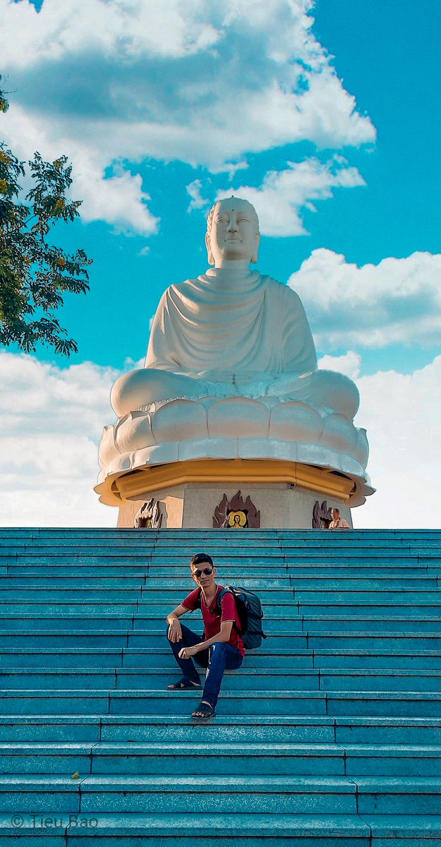 Vitieub54526311's tweet image. Phật ở trên kia cao quá
Chắc chắn không độ tới mình...

#nhatrang
#longson
#vtbstudio
#vtbmultimedia
#A51