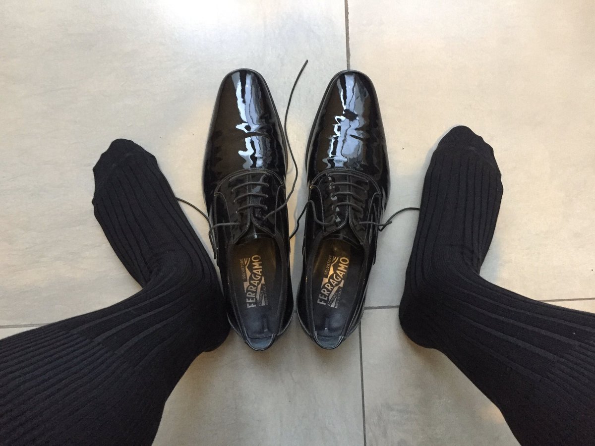 Patent Ferragamo
.

#Blackshoes #shoeporn #shoesfetish #menshoes #shoes