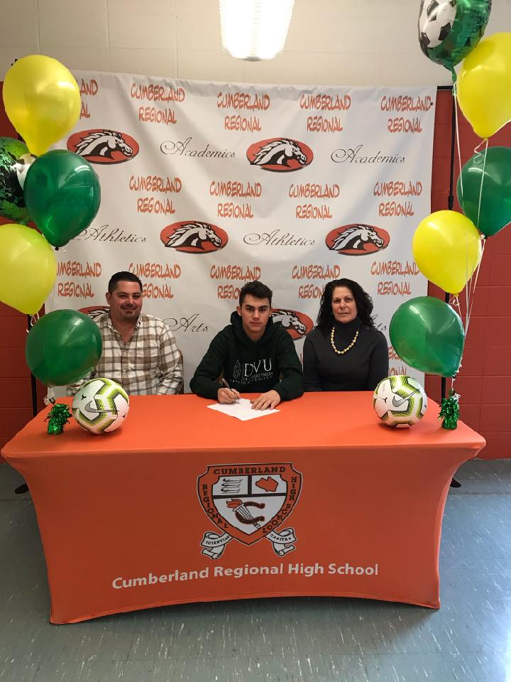 crhscoltssoccer's tweet photo. Congrats to Michael Hamlyn, CRHS defender, who has committed to play for the Delaware Valley University Aggies next season while majoring in Business Administration. Good luck with your future academic & athletic career!
#2020Commit
#ColtPride
#CommitmentExcellence https://t.co/Mymxlz6xC6