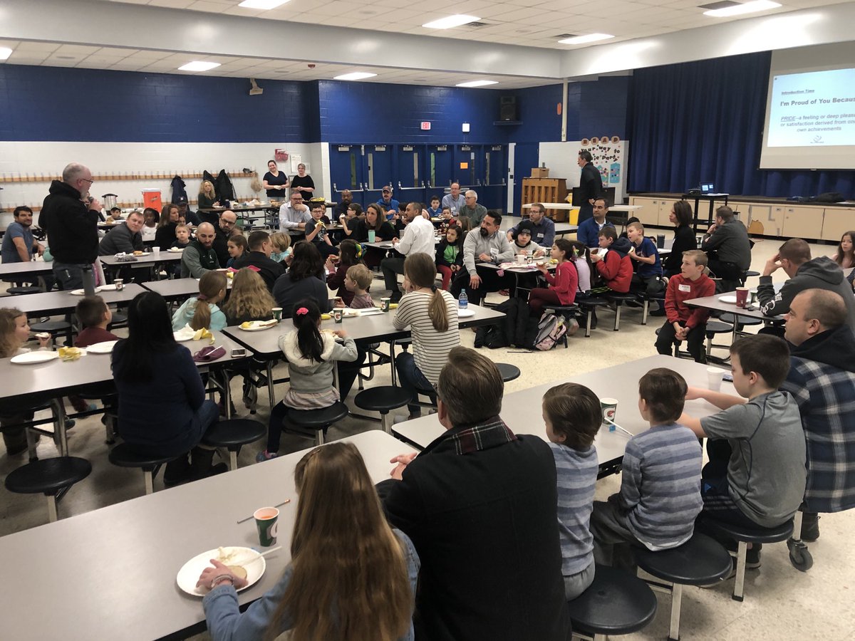MJansenAD's tweet photo. 86 @WassWolves at our @AllProDad meeting on Courage. Learning how to have the courage to try something new. Thanks @CFritzsching for your leadership! #wasswolvesway https://t.co/kqwIDMcznr