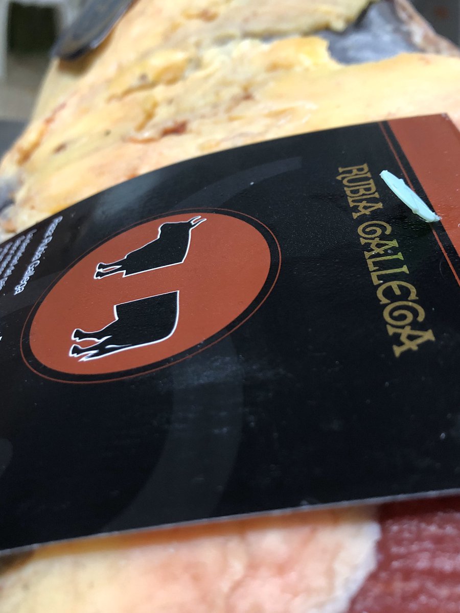 tonipons13's tweet photo. Ja tenim les carns #Premium perque les disfrutis a casa o amb els amics.
@crestaig.
#capritxod’or #rubiagallega #llangonissa #sobrassada
#RubiaGallegaPremium #Frisona #TerneraGallega #Picanha #DryAged #Carnmadurarda #BeefPremium #Carnsdequalitat #Sensefiltres #Sapobla https://t.co/v5YyfJUJQM