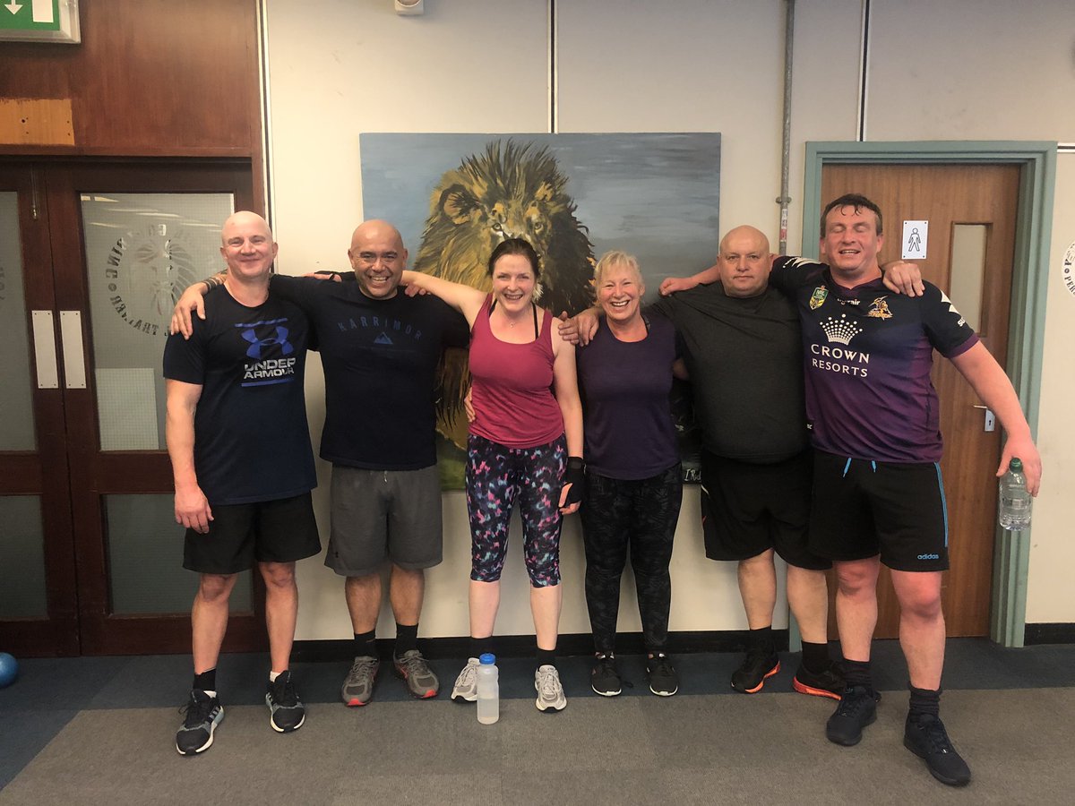 bg_centre's tweet photo. Wednesday 6am and 10am boxing fitness 🥊🥊 

We’re back tonight with boxing fitness 

- 6pm, 3 Places available 
- 7pm, Places available 

To get yourself booked on just message us and pay on the door. 

#TEAMGOULDING 🦁 https://t.co/IgnsK9hyS1