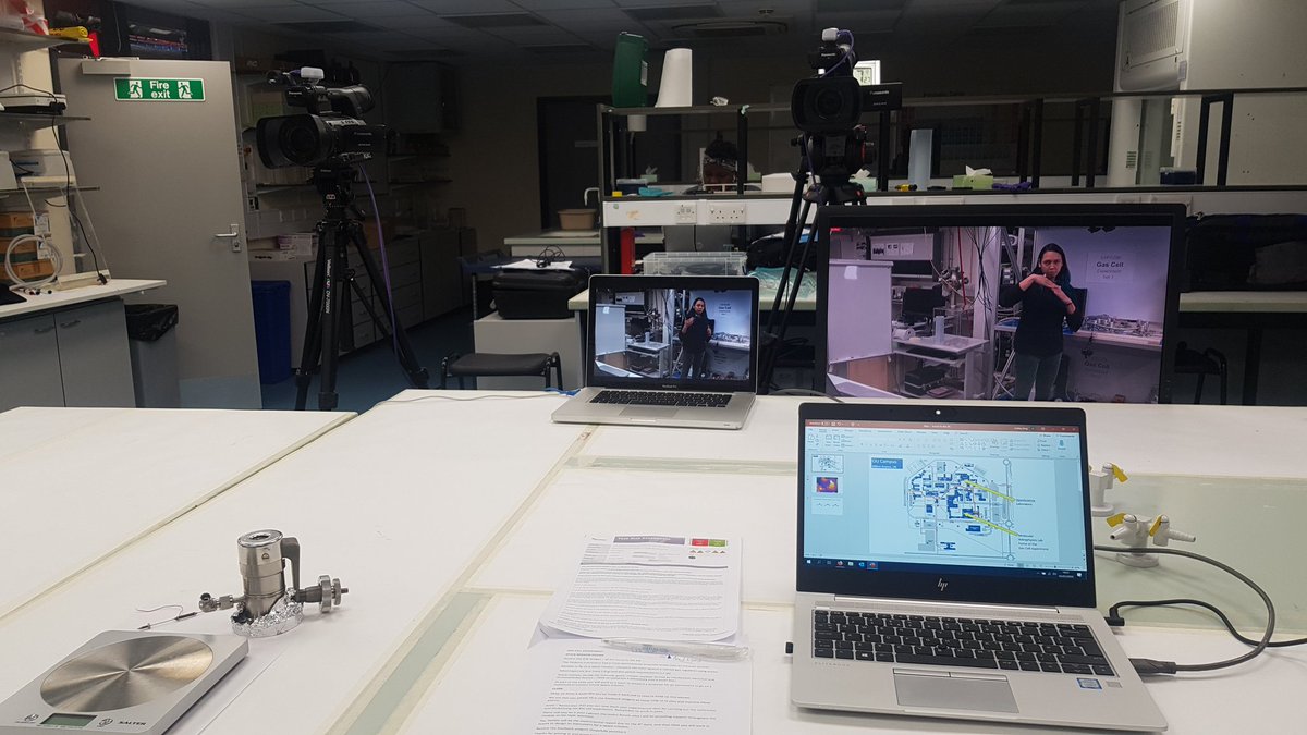 AshleyJKing85's tweet image. Lots of fun yesterday presenting my first live #Labcast for the #SXPS288 Remote Experiments module.
Hope all the students enjoy investigating planetary atmospheres using IR spectroscopy! @OpenSTEMLabs @OU_SPS