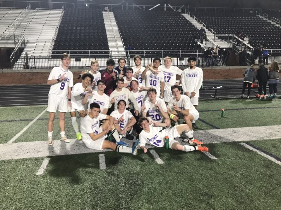 CoachBeldon's tweet photo. Congratulations to the EC Varsity Soccer Teams on their wins vs. Carrollton!
Girls  5-0
Boys  3-1 https://t.co/NimOqka6Uu