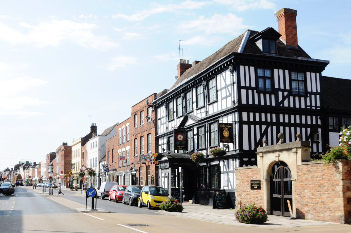 TewkesburyBCgov's tweet photo. The last few weeks have been tough for some residents and businesses with flooding in parts, but we want to reassure everyone that #Tewkesbury is very much open!

Thank you to residents and business owners for your resilience. We have some fantastic communities in our borough :-) https://t.co/DcpGpZFE69