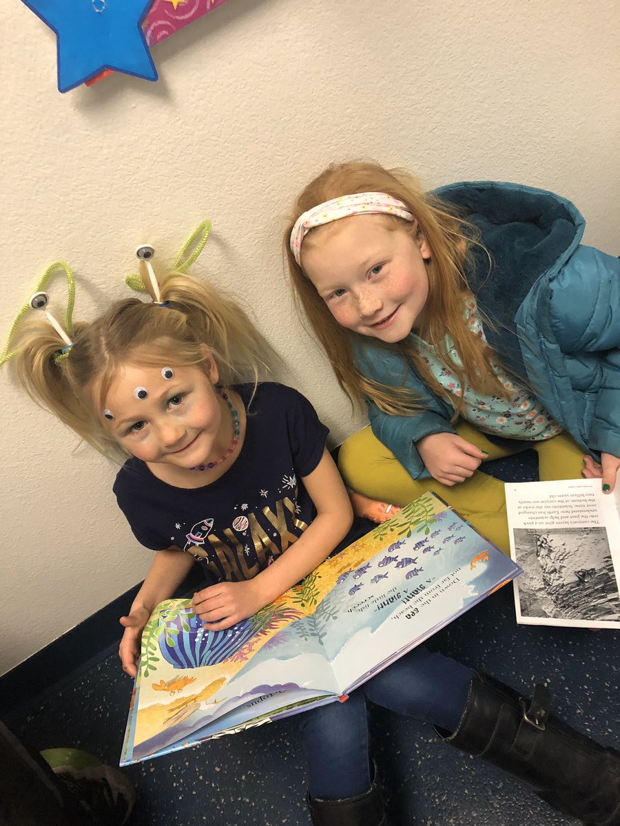 ECSDLeadMVES's tweet photo. Day 1 of #MVES5⭐️ Reading Week! Reading together in the hallways with our House Friends and our Out of This World Students! #MVESCatchIt!💥 https://t.co/pPeyVQOXLA