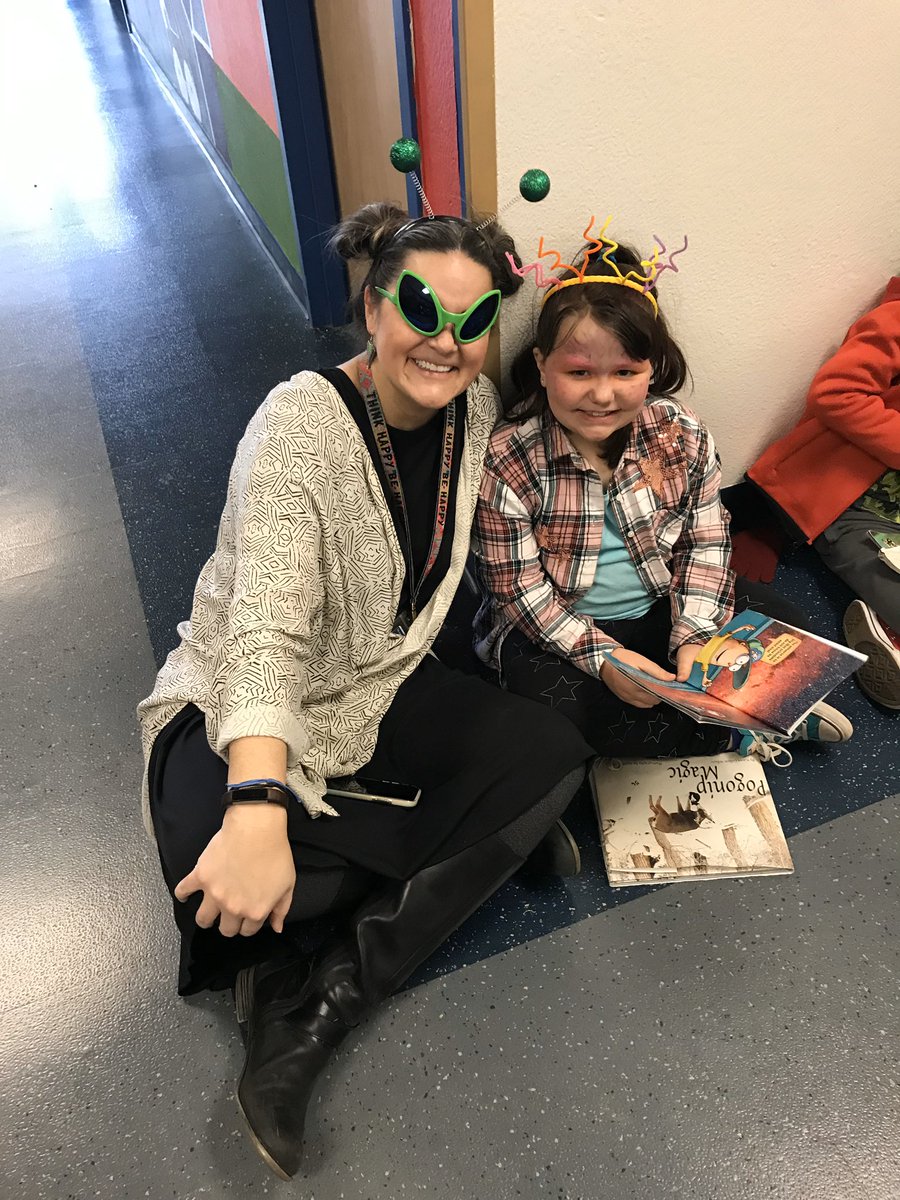 ECSDLeadMVES's tweet photo. Day 1 of #MVES5⭐️ Reading Week! Reading together in the hallways with our House Friends and our Out of This World Students! #MVESCatchIt!💥 https://t.co/pPeyVQOXLA