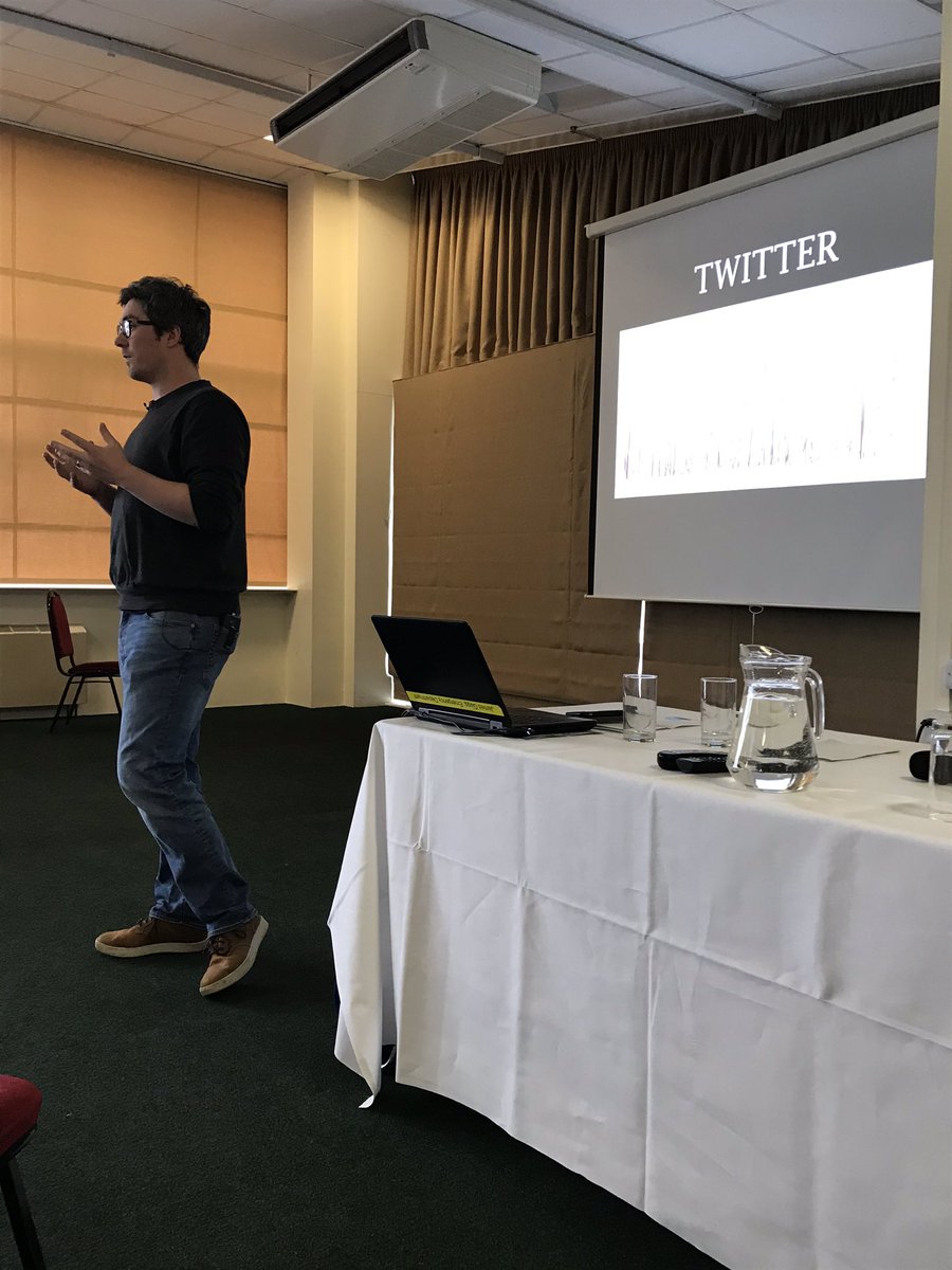 Social media helping engage research - <a href="/ternfellow/">@TERNfellow</a> informing us about the growth of this amazing <a href="/RCollEM/">Royal College of Emergency Medicine</a> project