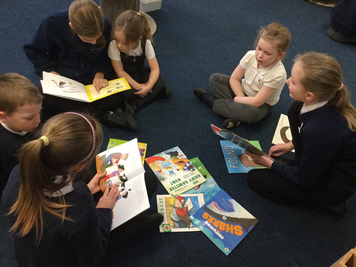 LittlemeadEYFS's tweet photo. Our reception children are enjoying reading and sharing stories with the year 5 classes this afternoon. #WorldBookDay2020 #lovereading #readingforpleasure @LittleMeadP https://t.co/y1LVYJAahK