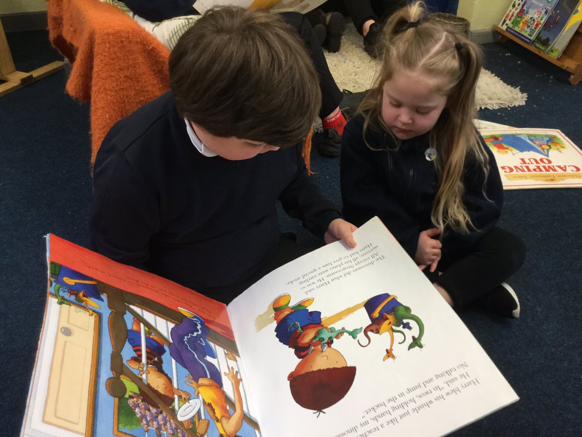 LittlemeadEYFS's tweet photo. Our reception children are enjoying reading and sharing stories with the year 5 classes this afternoon. #WorldBookDay2020 #lovereading #readingforpleasure @LittleMeadP https://t.co/y1LVYJAahK