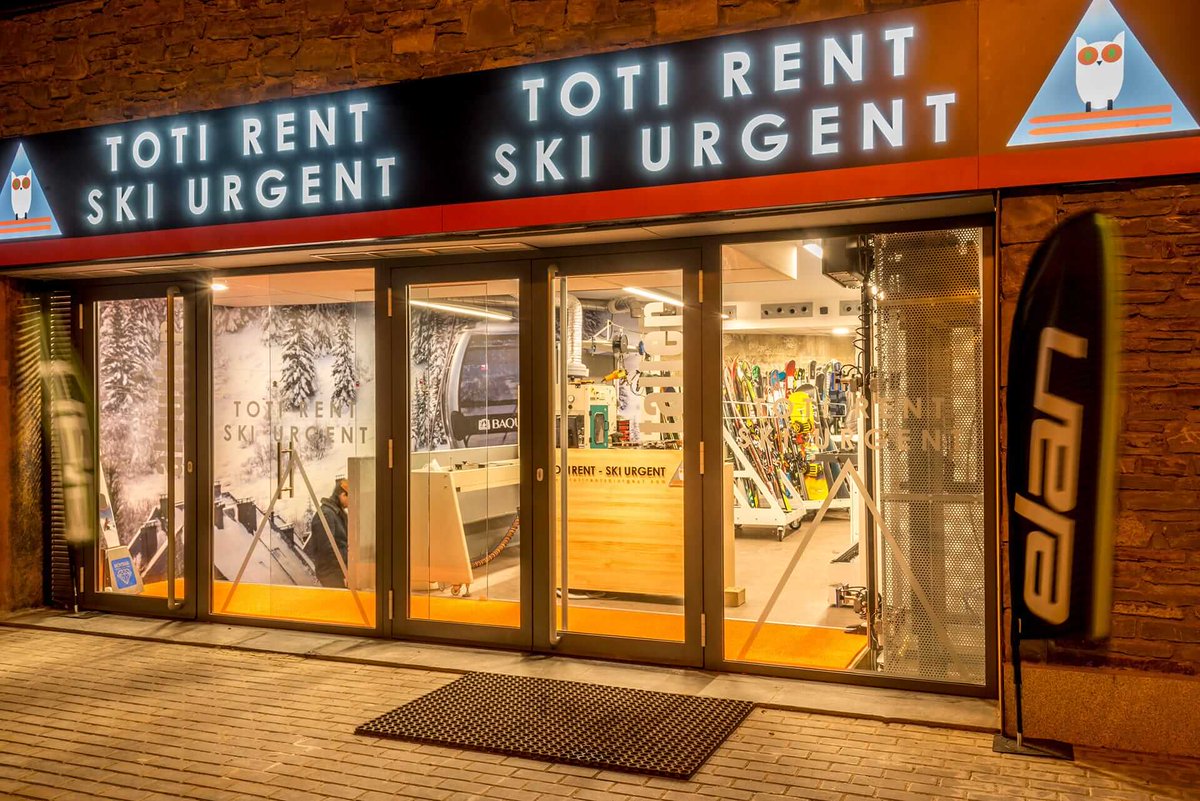 AranForYou's tweet photo. Necesitas reparar o poner a punto tu material de esquí para disfrutar de tus jornadas de esquí❓
En Toti Rent Ski Urgent dirigido por Miro encontrarás un excelente servicio para tus esquiadas en #BaqueiraBeret.
Conócelos en👉 https://t.co/D1cJo9HMpj  
#TotiAran #AranForYou https://t.co/arcqDnacad