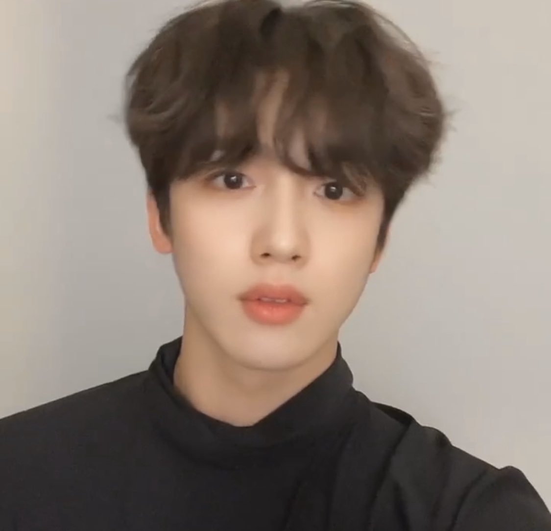 미쳐따..... 우리 요한이 뽂음뽂음 귀여워😭😭💦
