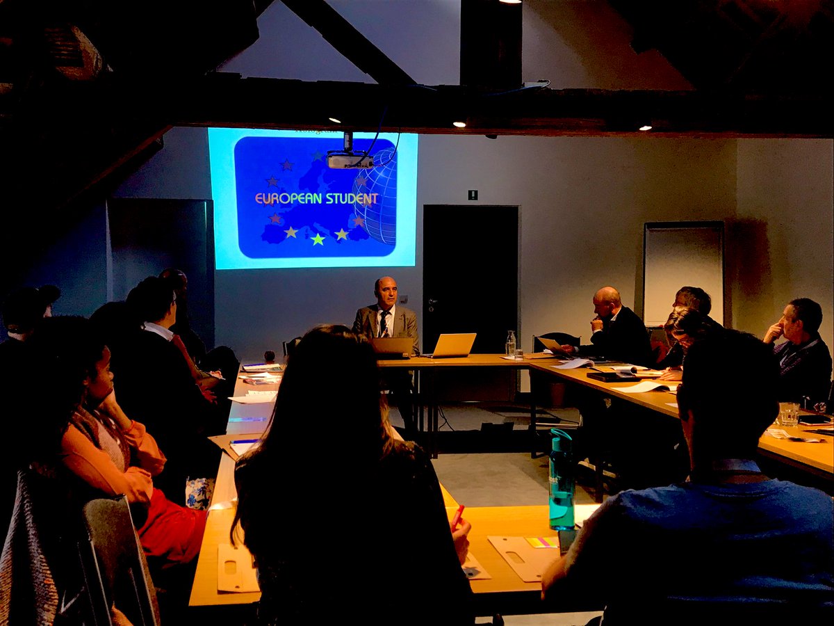 EUstudentcard's tweet photo. Growing interest at #stuvofutureproof for an integrated European portal with all European students services providers: all UE in one click #studentservices #studentsupport #gent #gand #ghent https://t.co/yVA3fFwI7C