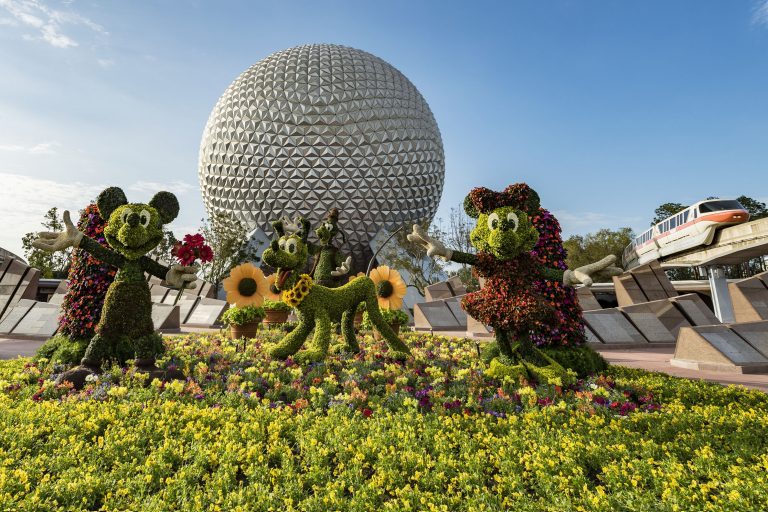 The_DisWorld's tweet photo. 27th #EPCOT International Flower & Garden Festival Kicks Off Today at #WaltDisneyWorld Resort #DisneyWorld #WDW #FreshEPCOT #EPCOTinSpring https://t.co/ZvX8tH5BqB https://t.co/7ZumxpWnbc