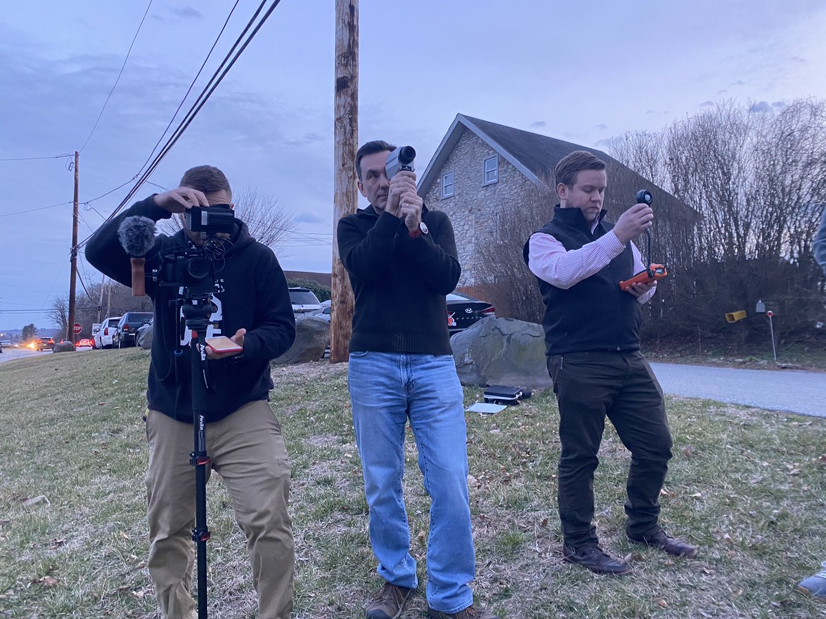 CatalystEx_'s tweet photo. Spent the night shooting training videos to keep all Catalyst employees well versed on the science and technology of our installations! #CatalystExperiential #placemaking #greenspace #CatalystEx https://t.co/4cZcYd3M95