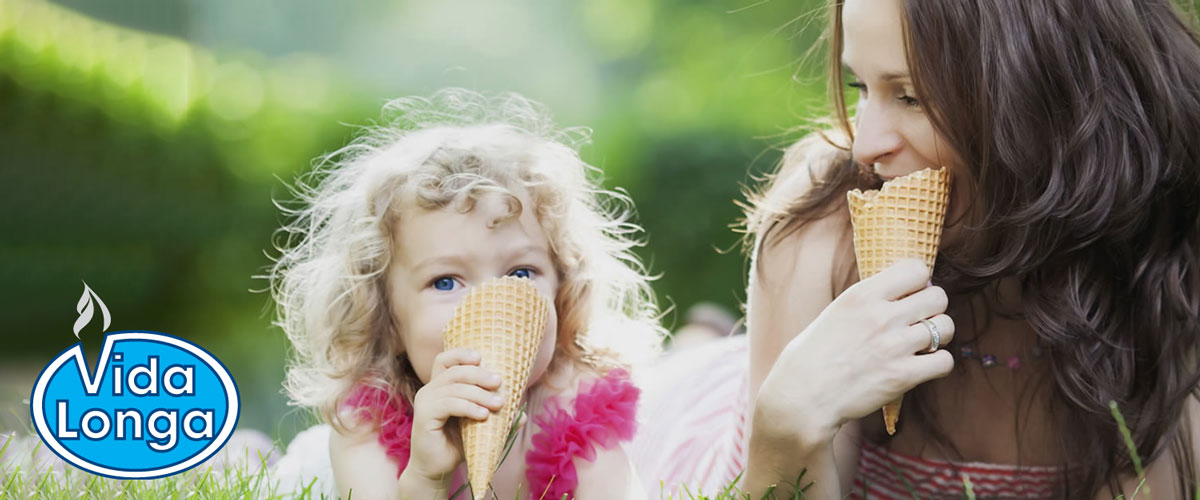 vidalonga_sa's tweet photo. Mmmmmm...Vida Longa soft serve ice cream - perfect for a hot summer's day! 

#yum #vidalongasoftserve #softservemix #softservemilkshakemix #delicious #summer #icecream #treats #tasty #mmmmm https://t.co/dbKxNJ03hj
