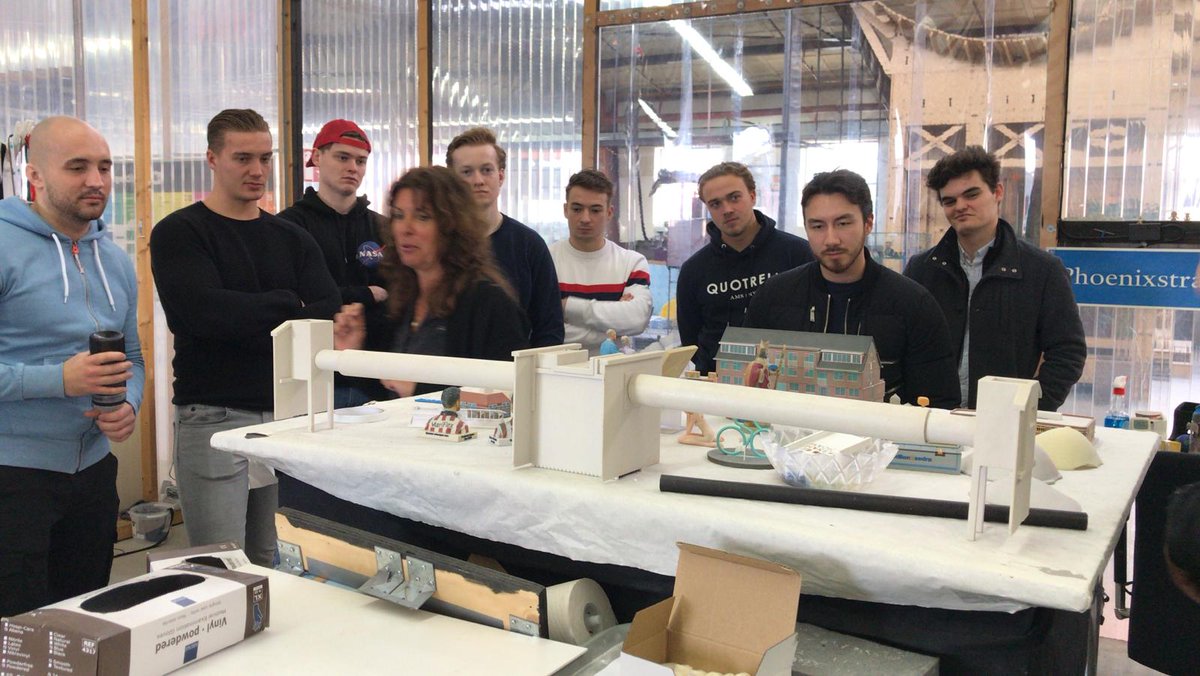 ipjanssen78's tweet photo. Studenten Business Studies #Inholland #Haarlem nemen deel aan inspiratiesessie bij @3dmakerszone met als doel hen kennis te laten maken met nieuwe technologieën als 3D-printing, robotica en big data. https://t.co/fNcPGUCoY3