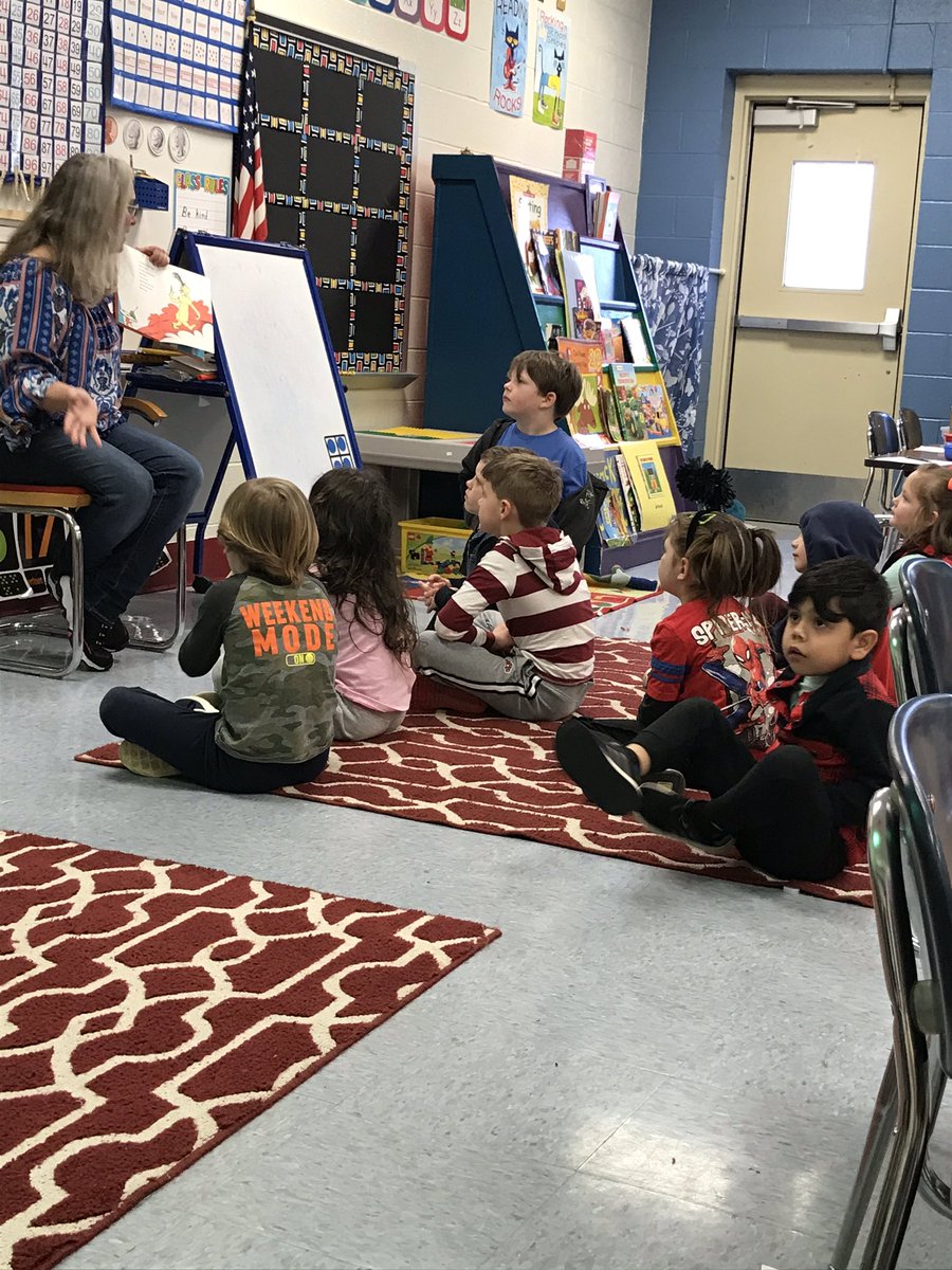 RBryant_NelsonK's tweet photo. Thanks to my friend Martha, from the public library, for reading Green Eggs and Ham to us this morning. https://t.co/F7qAj4B8f1