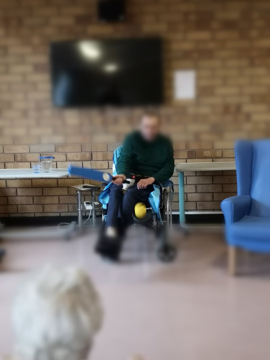 newportncn's tweet photo. @AneurinBevanUHB
Another light session of #clockcricket at St Woolos Hospital with @ClockWales 
#endpjparalysis https://t.co/Cv8ZpXrnzy