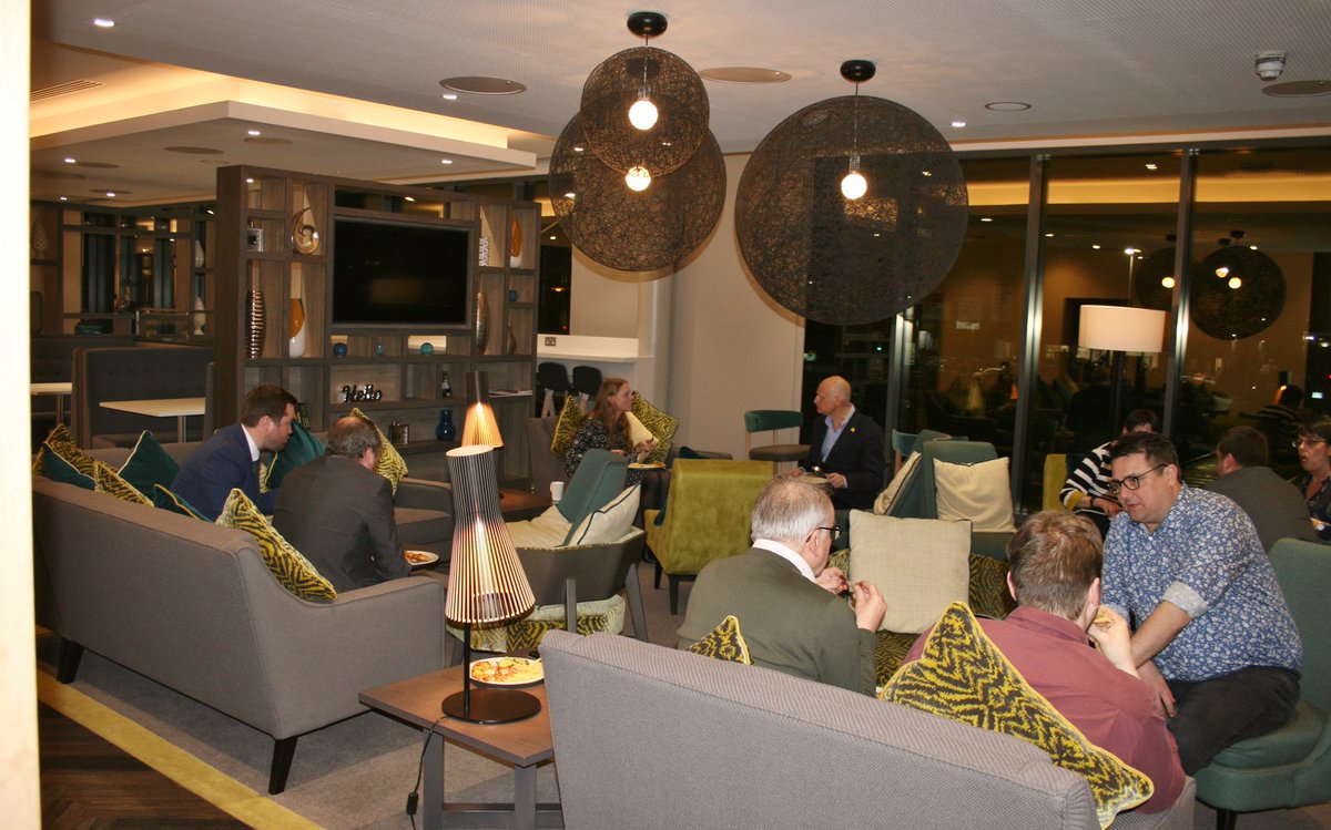 FLBNAfterHours's tweet image. Looking to grow your business contacts?

Join us at 'After Hours' on Thursday 12th March from 6pm @HBHStockton &amp;amp; we'll introduce you to new contacts &amp;amp; help you grow your business through the power of #networking.

Book to attend bit.ly/FLBNAfterHours… 

#WednesdayMotivation