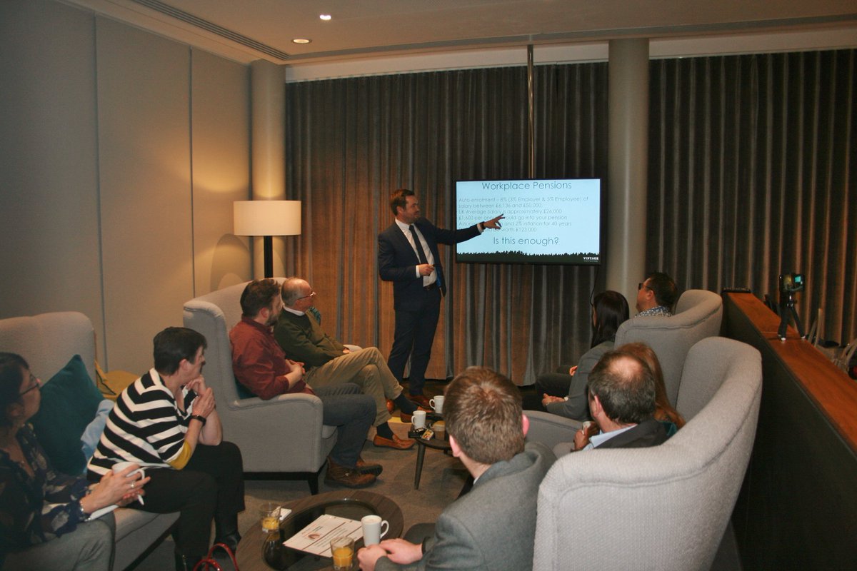 FLBNAfterHours's tweet image. Looking to grow your business contacts?

Join us at 'After Hours' on Thursday 12th March from 6pm @HBHStockton &amp;amp; we'll introduce you to new contacts &amp;amp; help you grow your business through the power of #networking.

Book to attend bit.ly/FLBNAfterHours… 

#WednesdayMotivation